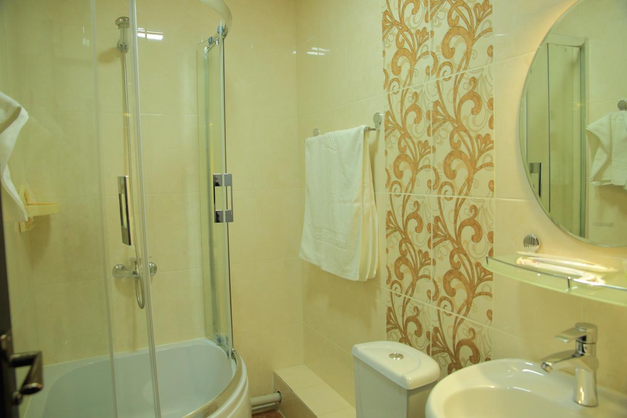 Aska Hotel Naryn ภายนอก รูปภาพ