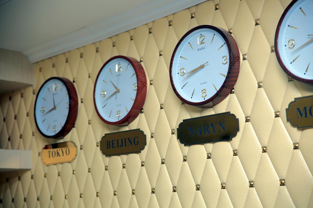 Aska Hotel Naryn ภายนอก รูปภาพ