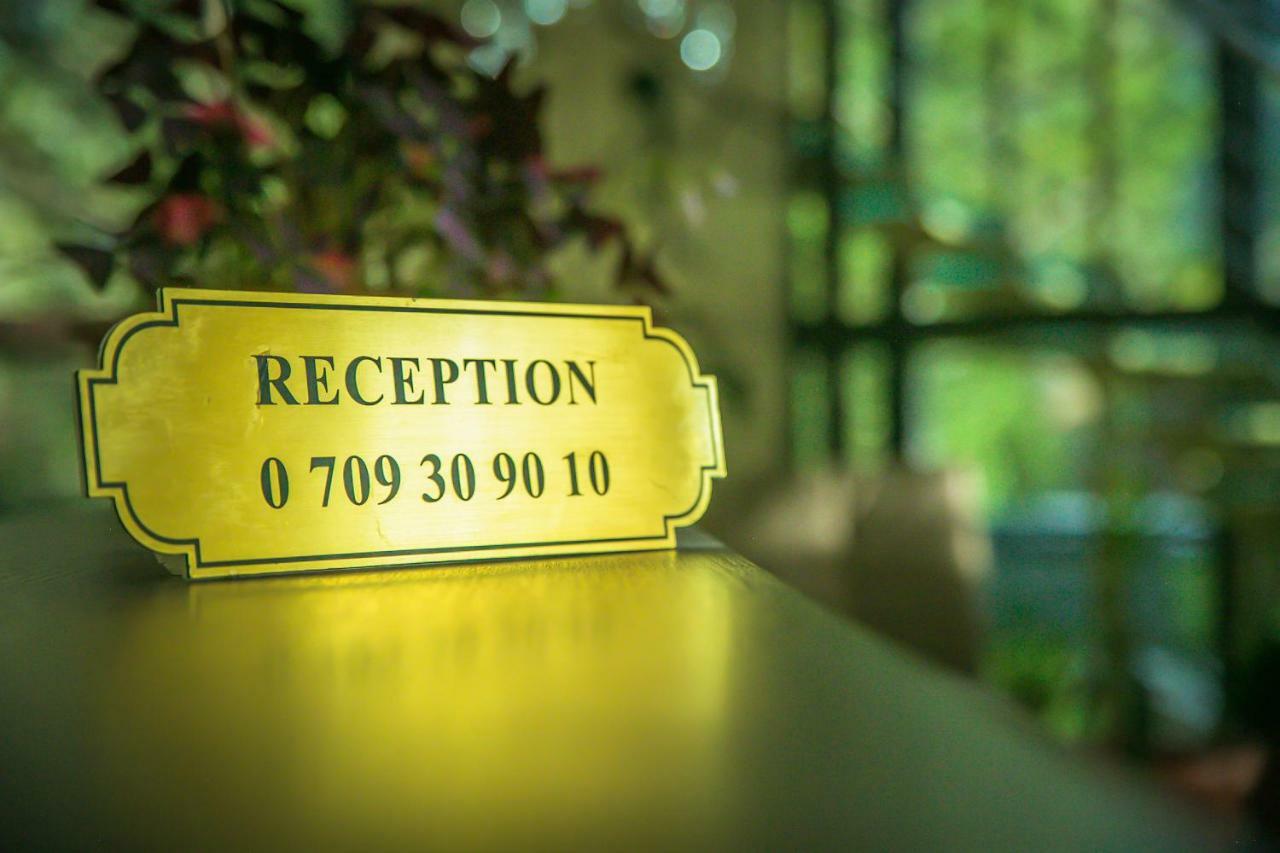 Aska Hotel Naryn ภายนอก รูปภาพ